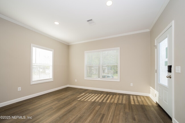 Photo - 2939 Fitzgerald St