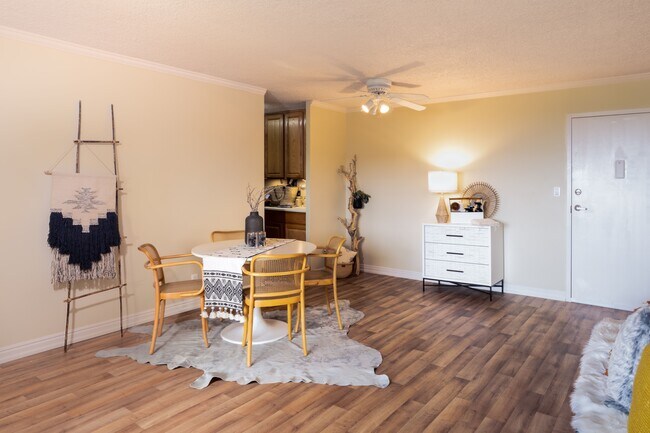 Photo - Irving Heights Apartments