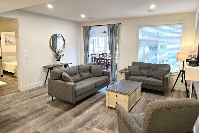 4974 Stelkia Rd Unit SI ID1522005P