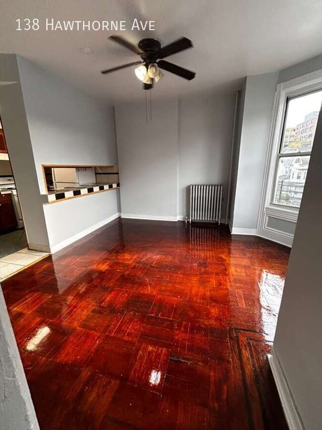 Photo - 138 Hawthorne Ave