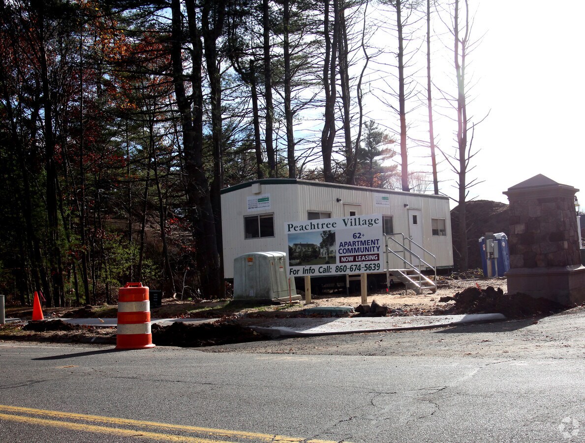 Peachtree Village Apartments For Rent in Avon, CT