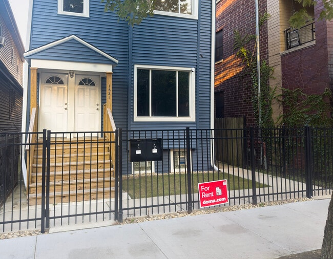 Photo - 1831 N California Ave Unit 2