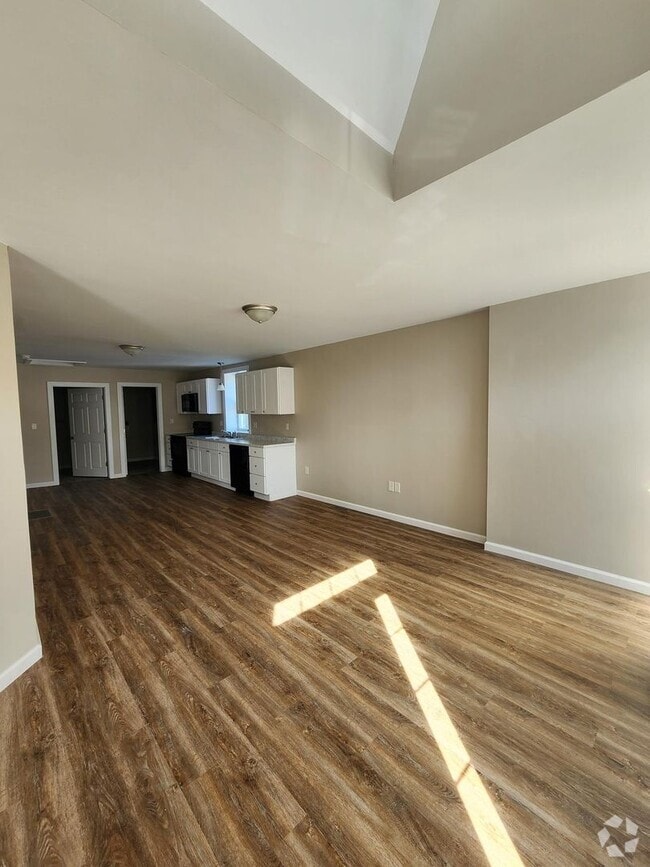 Building Photo - 377 White Deer Ave Unit 377 White Deer Ave # 3 Rental