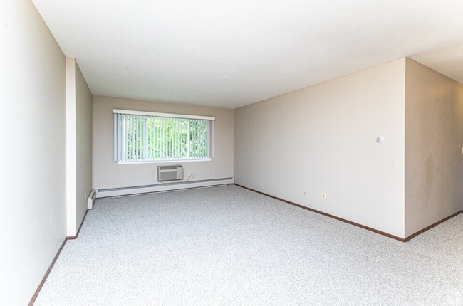 Photo - Whitman Park Apartments
