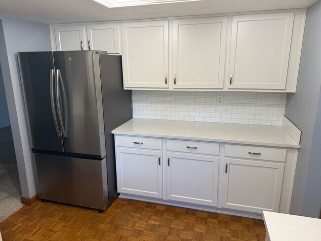 Photo - Updated 4 bedrooms, 3.5 bathrooms!