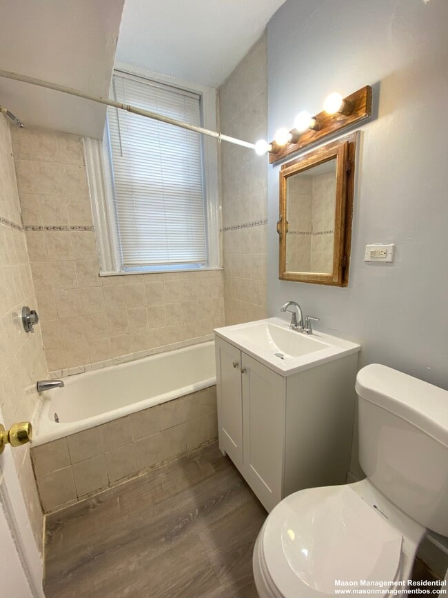 Photo - 119 Sciarappa St Unit #1
