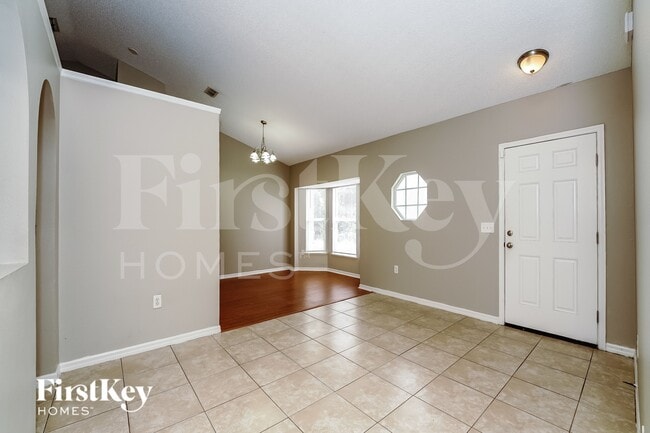 Photo - 791 Geary St SW