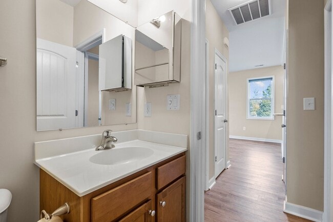 Photo - 401 Pirates Landing Dr