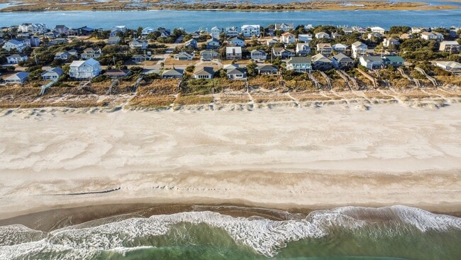 Photo - Off Season Coastal Cottage Between Decembe...
