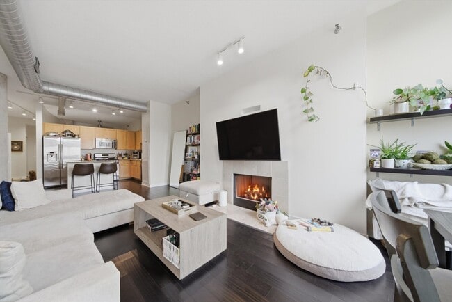 Photo - 720 N Larrabee St Unit 712