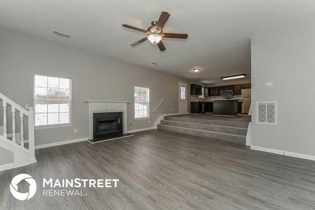 Photo - 4634 Derby Loop