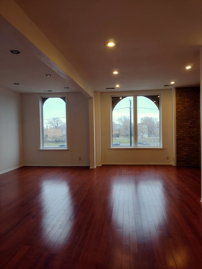 Photo - 2717 W Congress Pky Unit 2