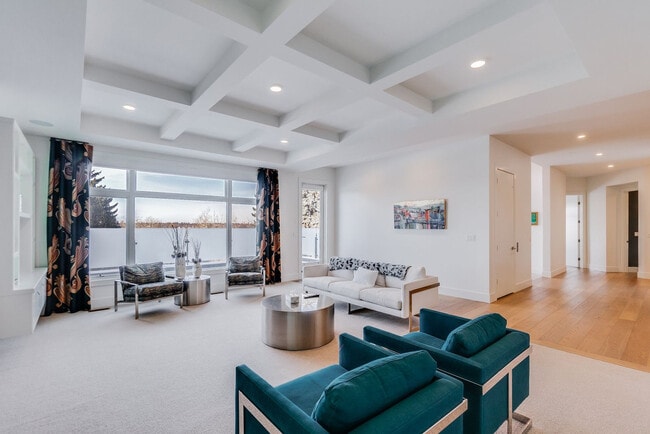Photo - 11823 Saskatchewan Dr NW Unit SI ID1564654P