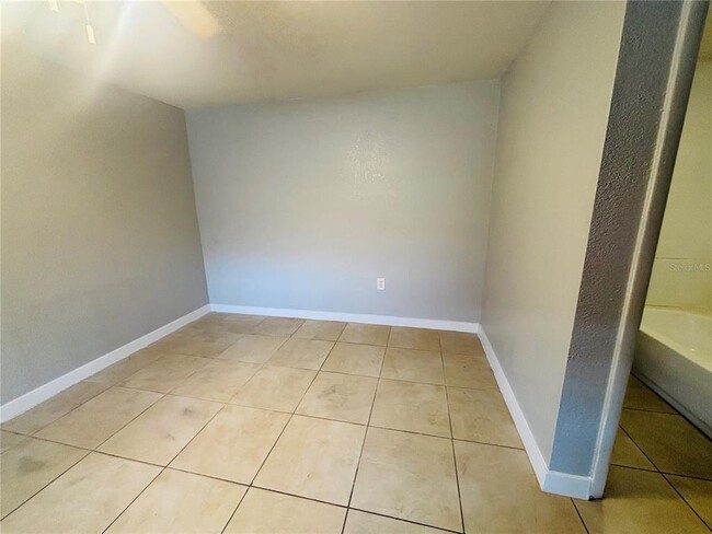 Photo - 1310 Lexington Ct