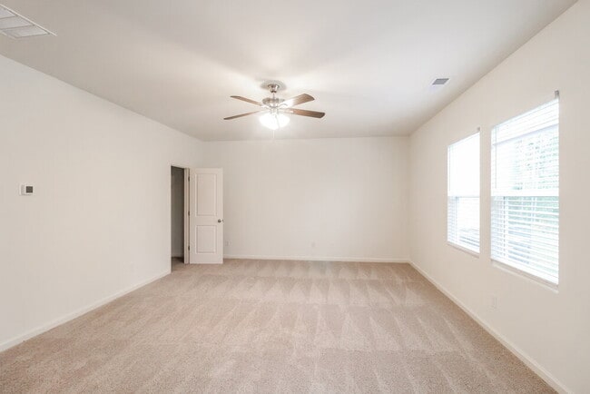 Photo - 7546 Saffron Ave