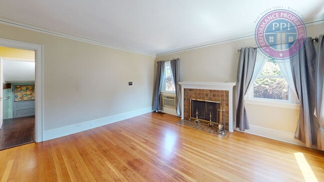 Photo - 2031 N Killingsworth St