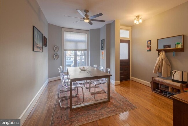 Photo - 835 Wellington St