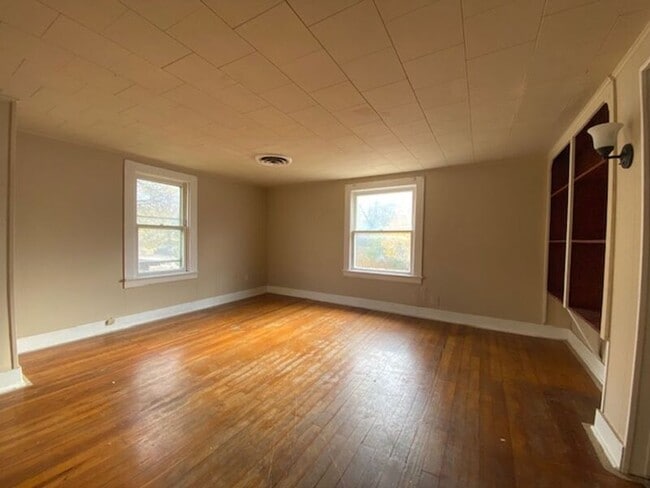 Photo - 1606/1608 W High St.