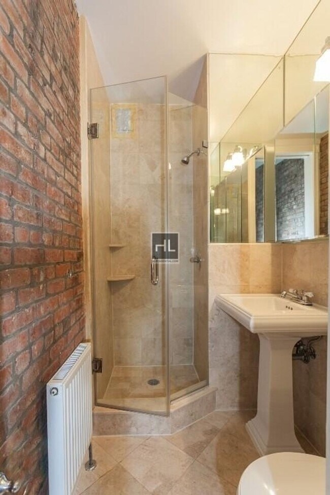 Photo - East 1st Street Unit 5F