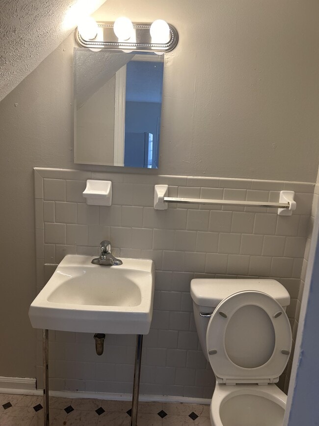 Photo - 1110 Allen Dr