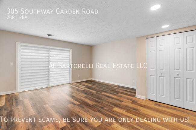 Photo - 305 Southway Garden Rd