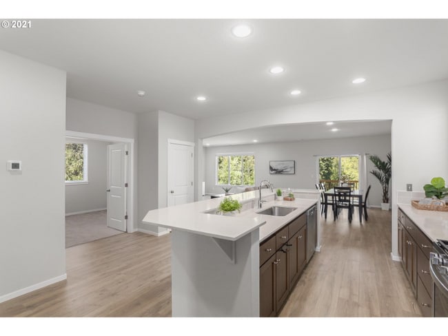 16969 SE Katmai Ct