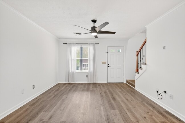 Photo - 209 Dockside Ct