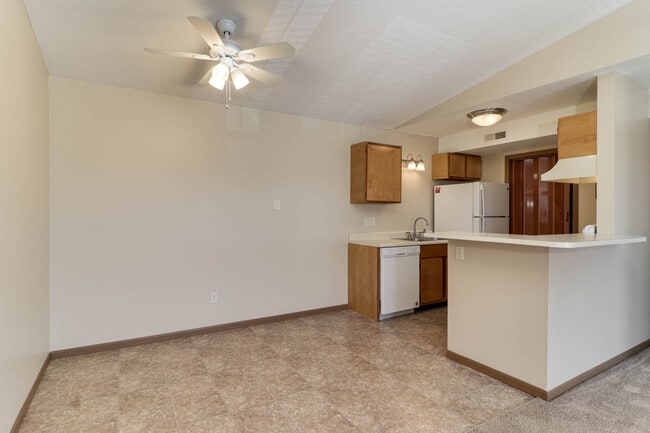 Photo - Briarwood II