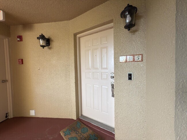 Photo - 700 Uno Lago Dr Unit 305