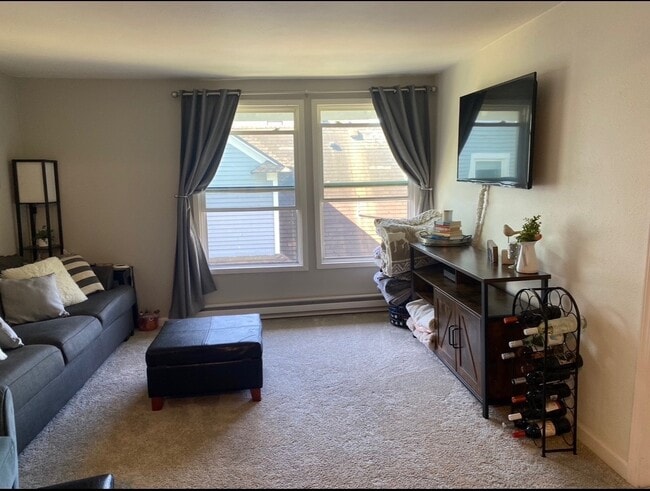 Photo - 2322 Hoyt Ave