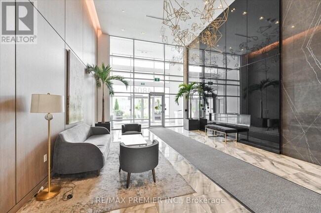 Photo - 4800 Hwy 7 Unit 823