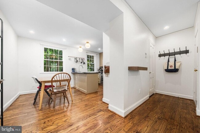 Photo - 2720 Ordway St NW Unidad 3