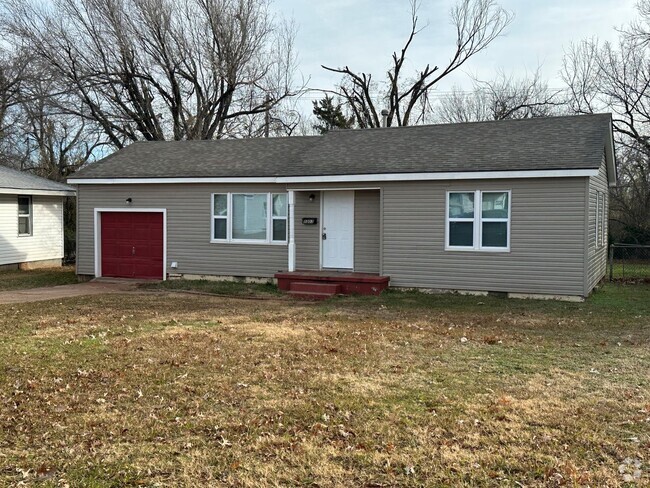 Building Photo - 1303 Laverne Ave Rental