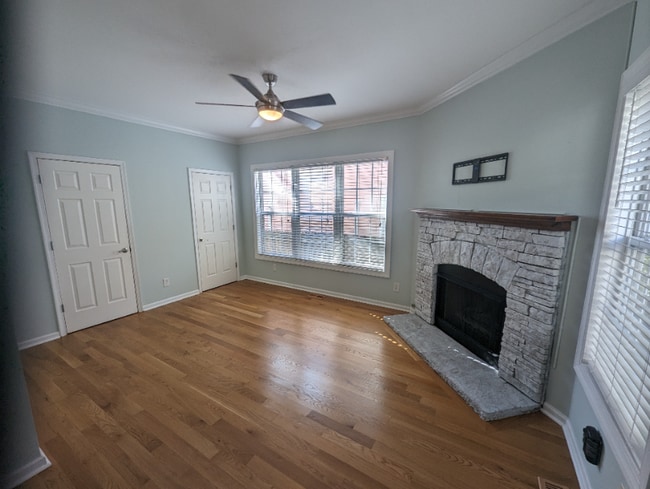 Photo - 2 BD Townhouse in Downtown Charleston- 1st... Unit F