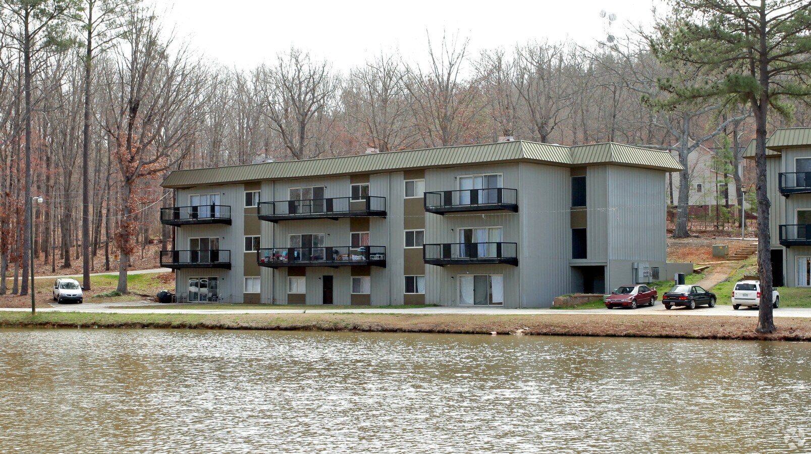 Photo - Parkside Village Apartments