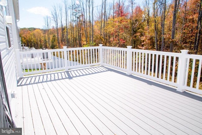 Photo - 540 Old Potomac Church Rd