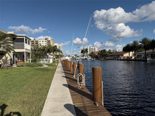 Photo - 2850 NE 30th St Unit 1