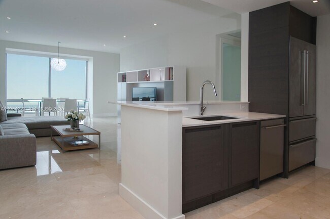 Photo - 1425 Brickell Ave Unidad 58A