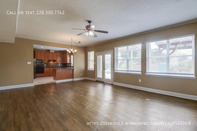 Photo - 2073 Stone Bridge Dr