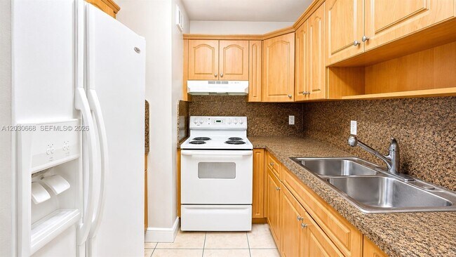 Photo - 9100 SW 137th Ter Unit 4-3
