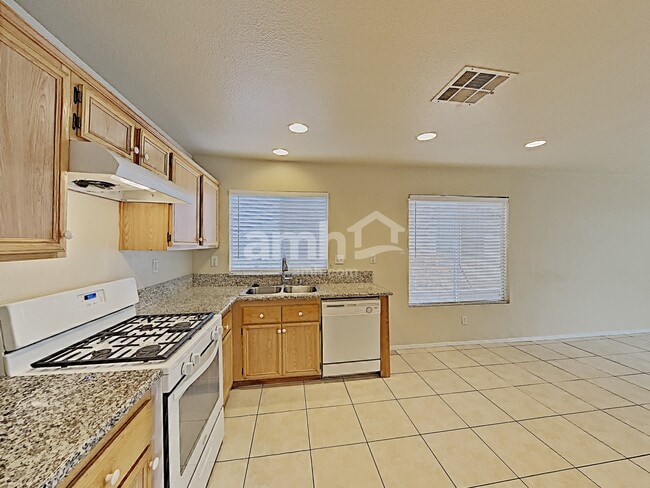 Photo - 9608 Kelly Creek Ave