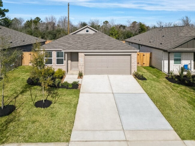 Building Photo - 5119 Red Drum Dr