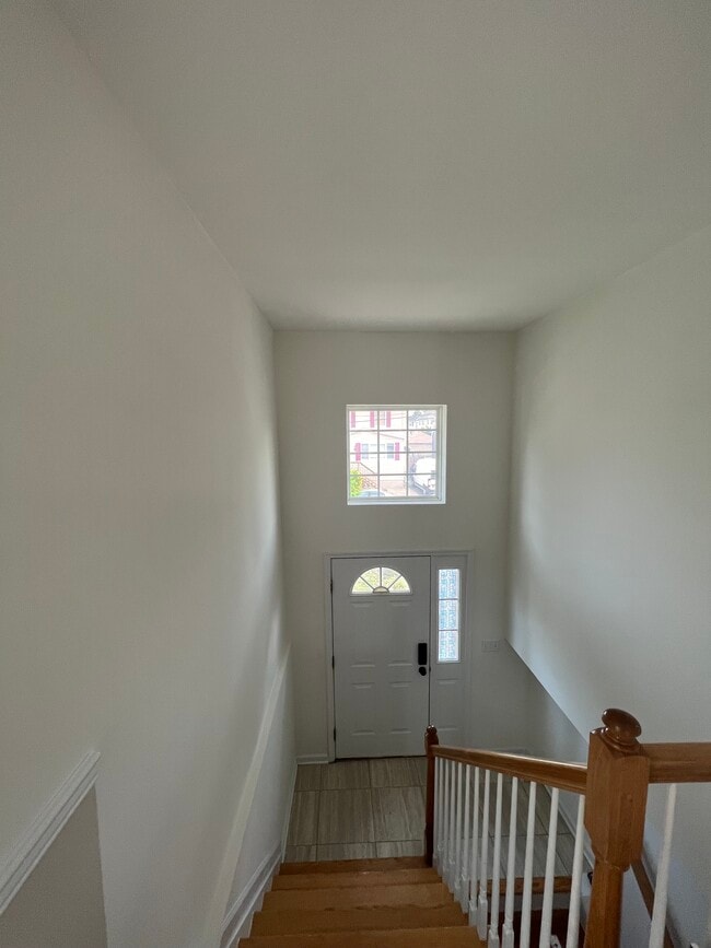 Photo - 93 Longfellow St