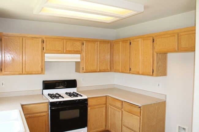 Photo - 3 BED 2 BATH HOUSE LOCATED IN THE RAVENWOOD SUBDIVISION IN ANDERSON