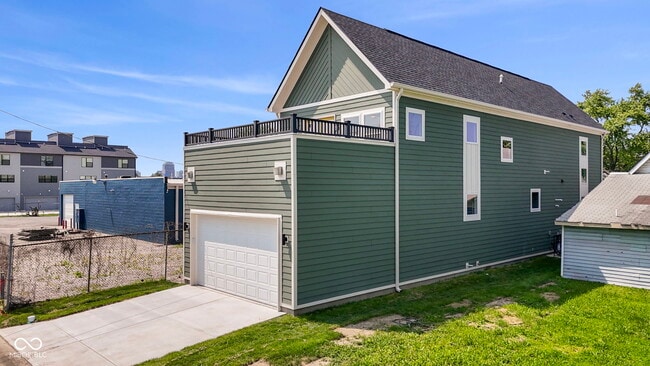 Photo - 1405 Deloss St