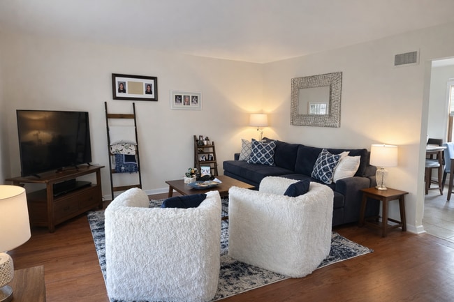 Photo - 21355 Sierra Dr