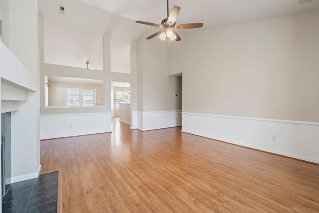 Photo - Beautiful 3 Bedroom Ranch Home Located In Ballantyne Area