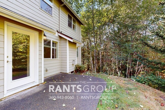 Photo - 4-bedroom, 2-bathroom Home with Green Belt in A Prime Location!