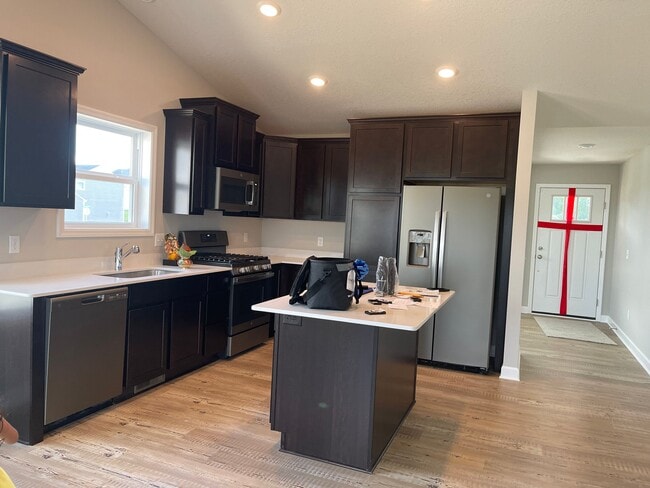 Photo - 8163 187th St W