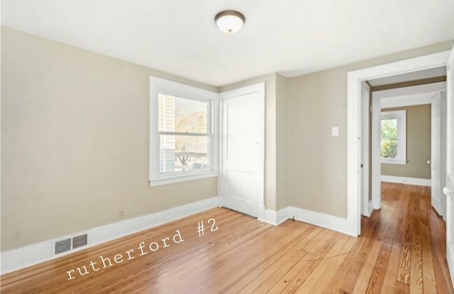 Photo - 1327 Rutherford Ave Unidad 1327 rutherford avenue #2